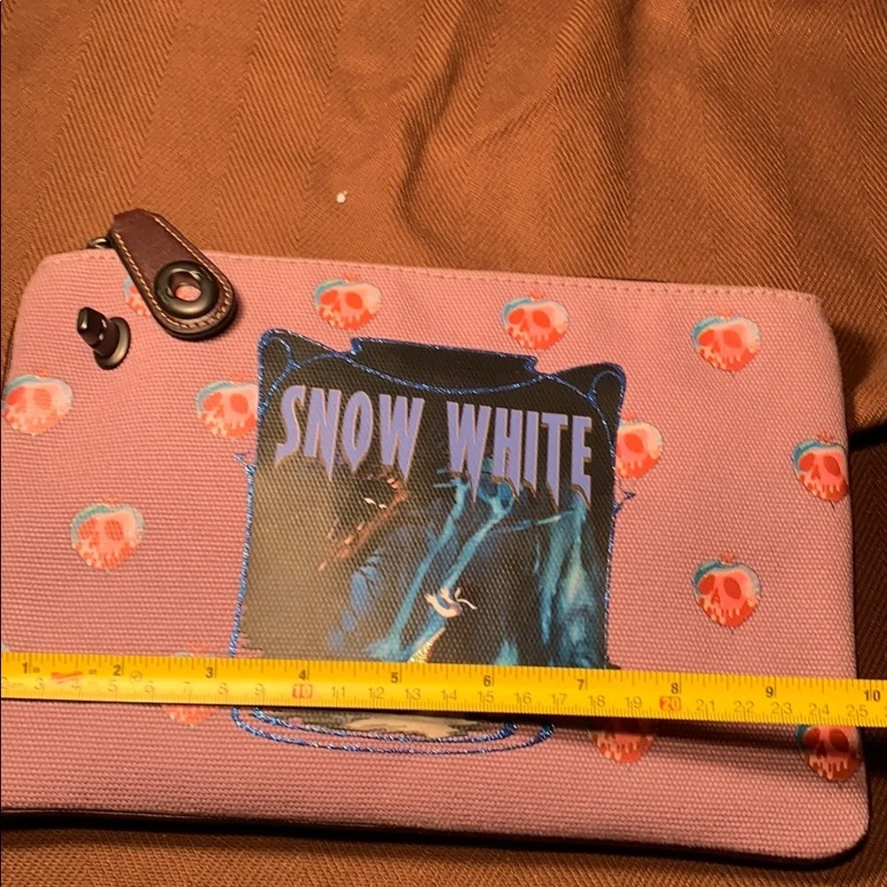 NWT Coach Snow White Disney canvas pouch w/zipper